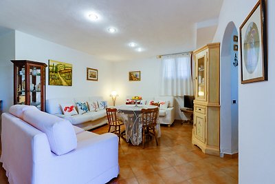 Wohnung in Villa am Strand in Cannigione