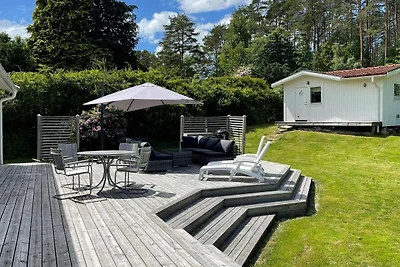 6 Personen Ferienhaus in MYGGENäS-By Traum