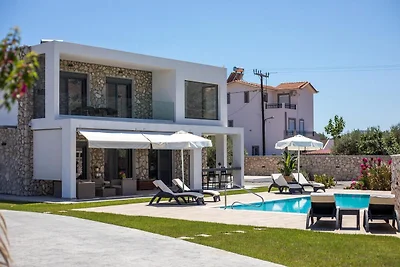Luxuriöse Villa mit privatem Pool.