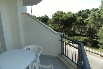 Apartment in LEscala near supermarket