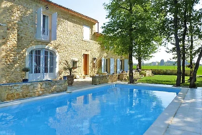 Wohnung in Caderousse mit Pool