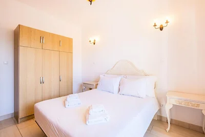 Villa in Albufeira mit Pool und Grillbereich