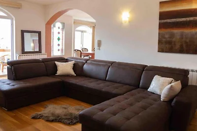 Casa Martinova - FourBedroom Villa with priva...
