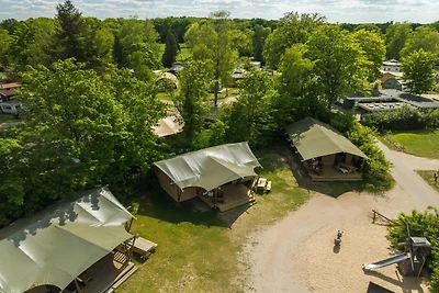 Geräumiges Luxus-Safari-Zelt für 8 Personen