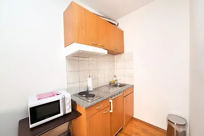 Apartments Barbara with Swimming Pool - Studi...