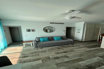 Apartment am Strand mit Terrasse