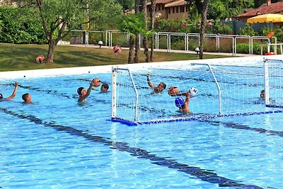 Appartamenti Poiano a Garda con piscina