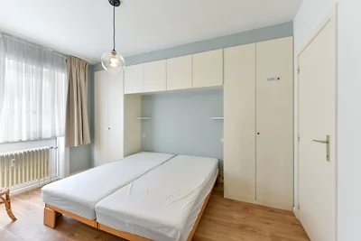 Eckwohnung mit Blick auf die Ufermauer in...