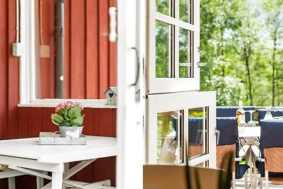 8 Personen Ferienhaus in SKÅNES FAGERHULT-By...