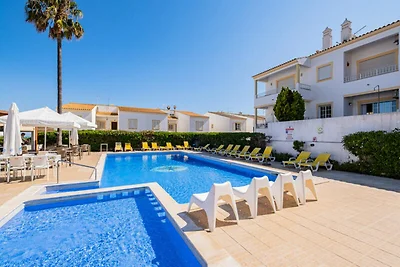 Apartment in der Nähe des Strandes und des Po...