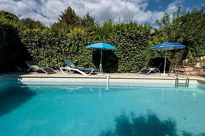 Villa in Vence mit Schwimmbecken