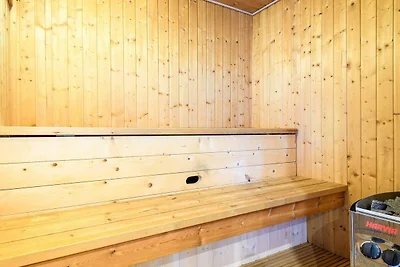 Kusten-Ruckzug in Rindby-By Traum