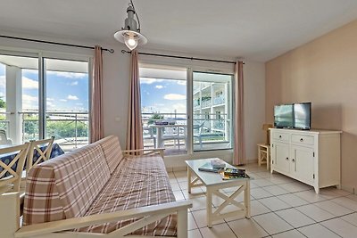 Appartement mit Innenpool und Meerblick