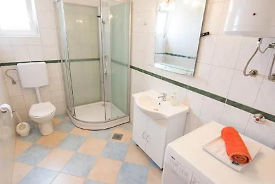 Wohnung in Kakma nahe Biograd Strände