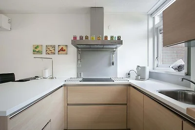 Ferienhaus mit Terrasse in Grou