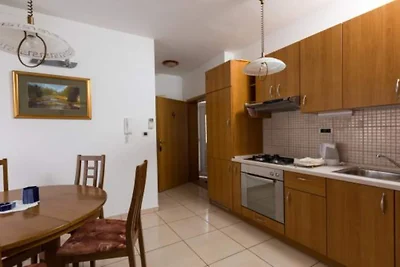 Apartmani Bridić Okrug Donji - Two Bedroom Ap...