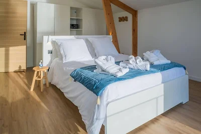Villa met uitzicht op de Orb en de zee