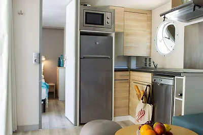 Chalet mit 2 Bהdern in Strandnהhe