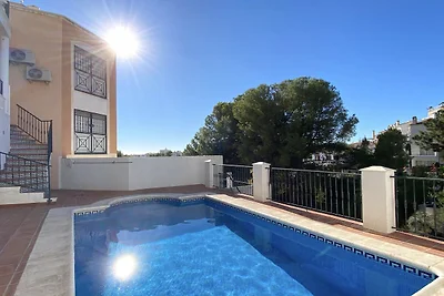 Villa a Nerja con piscina e vicino alla...