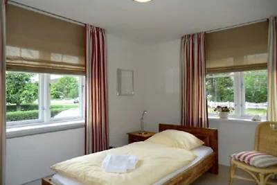 Ferienhaus in Wyk mit Schwimmbecken