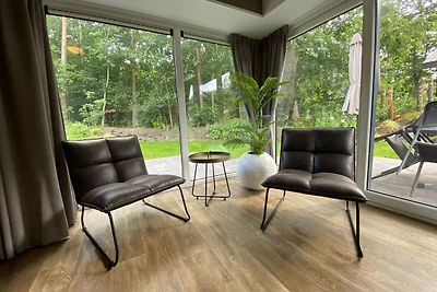 Comfy chalet with dishwasher, Utrecht at just...