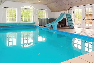 18 Personen Ferienhaus in Ulfborg