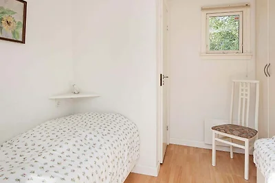 Refugio junto al mar con Columpio -- By Traum...