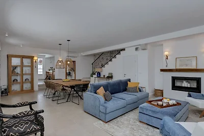 Ferienhaus in Makarska mit Schwimmbecken