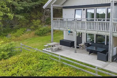 5 Sterne Ferienhaus in UDDEVALLA