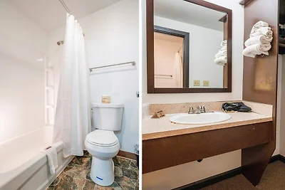 Queensize-Bett | Portland, Oregon
