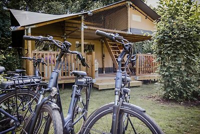 Glamping für 8 Personen in einer Ranger Lodge