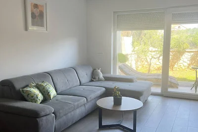 Apartment Mariner 2 mit beheiztem Pool