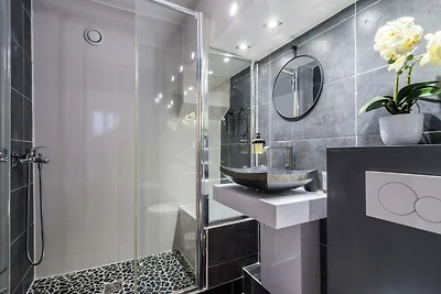 Appartement chic avec patio - 2BR/6P - Le...