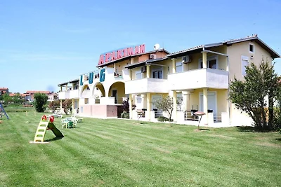 Appartamenti Lug, Privlaka con piscina