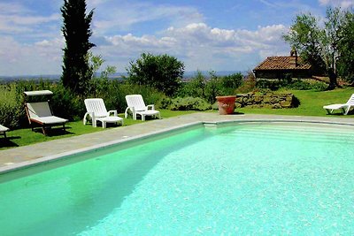 Exclusive Villa in Cortona with Private Swimm...