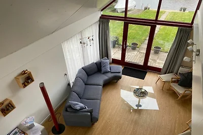 Ferienhaus in Koudum mit Schwimmbecken