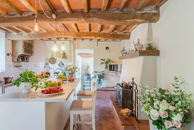 Boerderij in Toscane met panoramisch zwembad