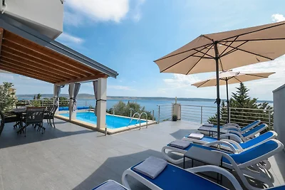 Luxusapartment mit beheiztem Pool in...