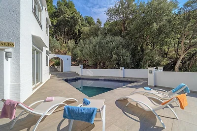 Apartment mit privatem Pool