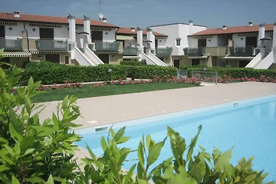 Charmantes Apartment mit Pool in der Nähe des...