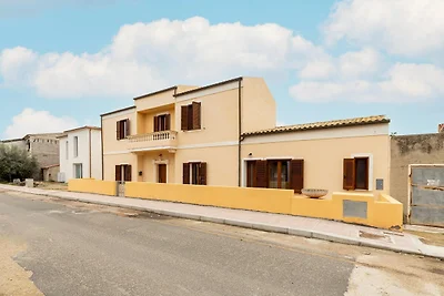 Freistehende Villa mit Garten und Klimaanlage