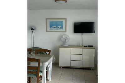 Haus am Flussufer in Folelli