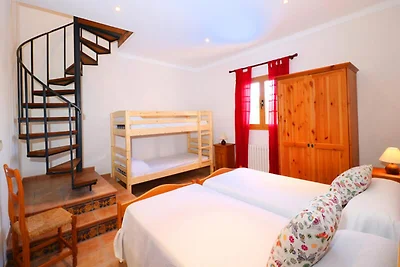 Haus in Campos mit Pool in der Nähe von Es...