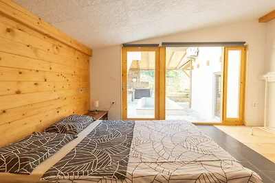 Family-Friendly Serene Retreat Holiday Home -...