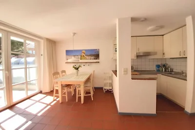 "Strandschoonheid" in het huis van Buttnase