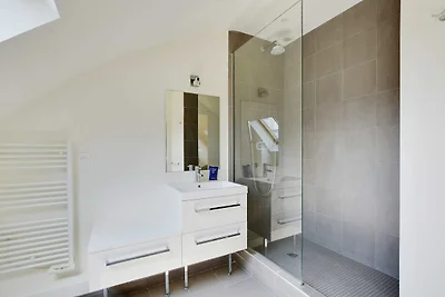 Apt airconditioning 3BR/6P - Saint-Lazare/Les...