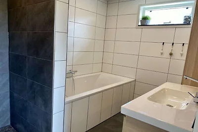 Ferienwohnung mit 2 Schlafzimmer