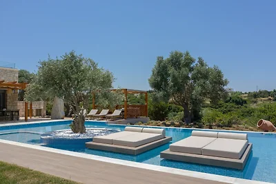 Villa in Prinos mit Pool & Strandnähe