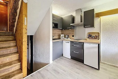 Helle Maisonette-Wohnung · Direkt an der Pist...