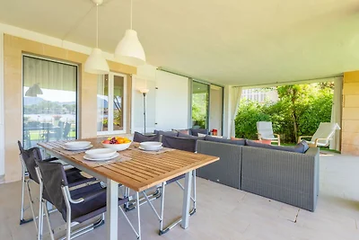 Tarida - Apartment In Marina Manresa.